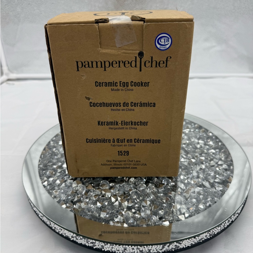 Pampered Chef Ceramic Egg Cooker